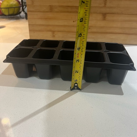 Seedling trays - Picture 3 of 5